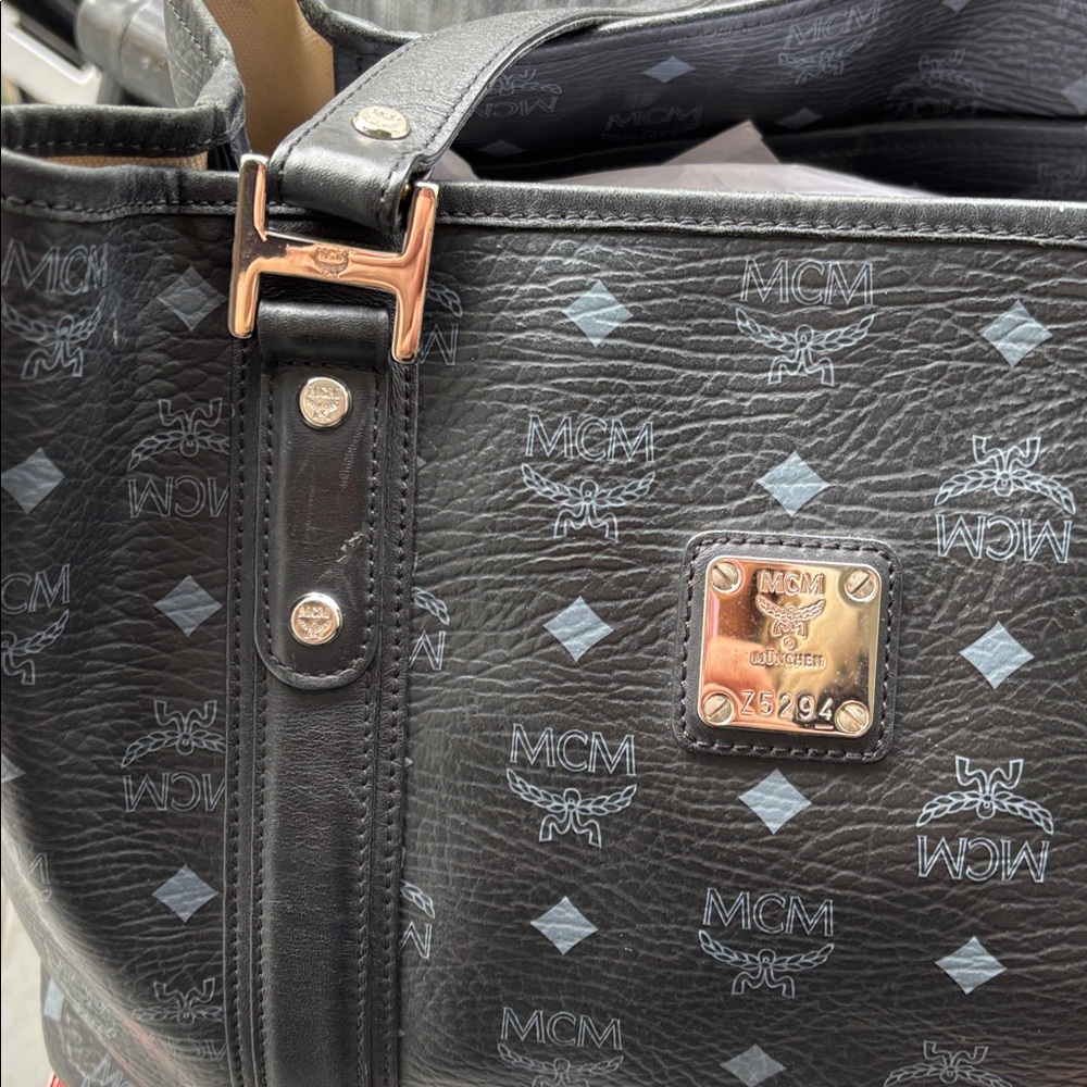MCM Black and Gray genuine pebbled leather luxury version Tote pristine - Picture 14 of 16